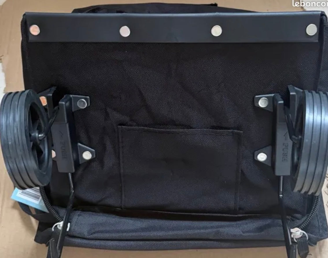 New folding shopping trolley with pouch