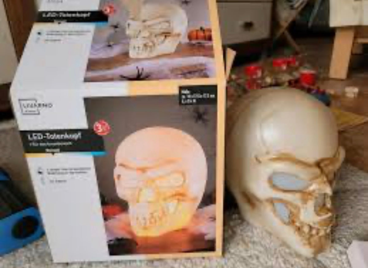 Light-up SKULL Halloween Glow Decor LED Tabletop Decoration Glowing Lights Head