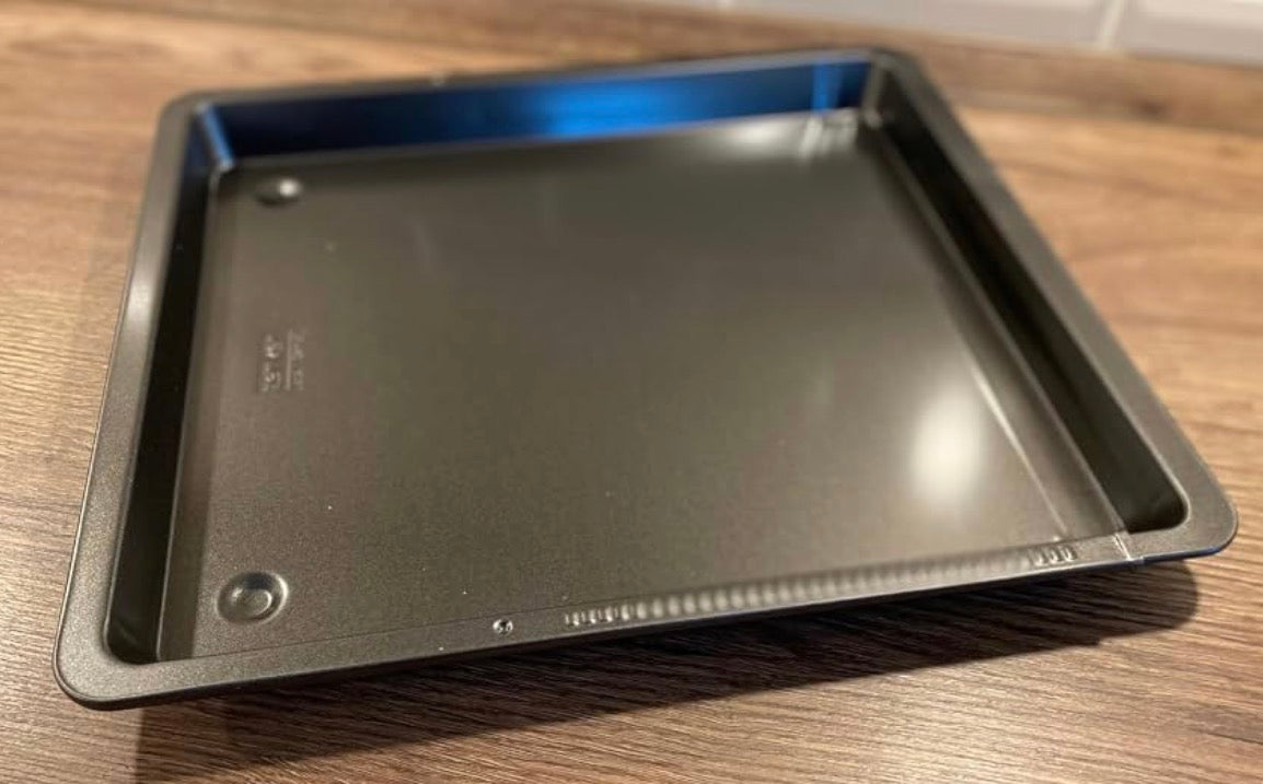 Zenker Extendable Baking Tray 37-52 x 3 cm, Universal, Heat Resistant up to 240 °C, Non-Stick
