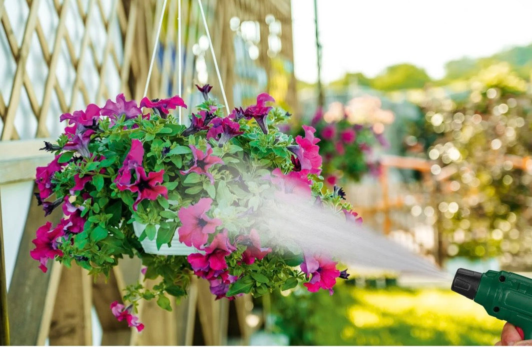 PARKSIDE®
PARKSIDE® PADS1 4V Cordless Pressure Sprayer