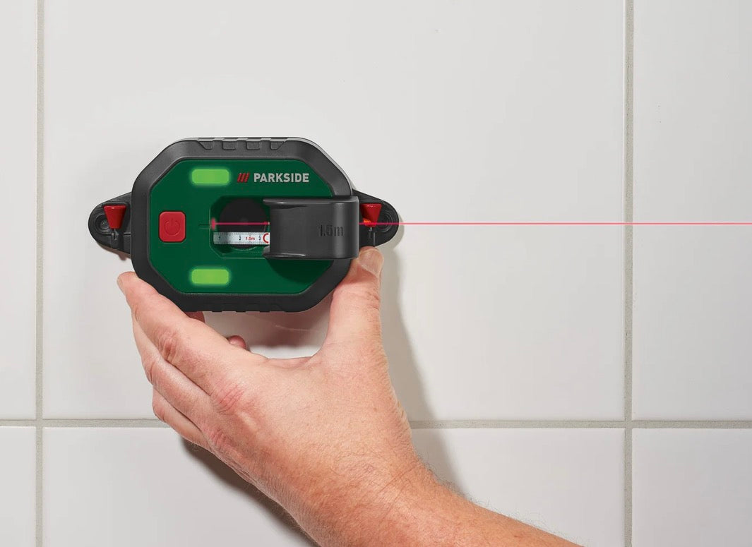 Parkside Laser-Wasserwaage mit Maßband — Laser Level with Built-In 1.5 m Tape