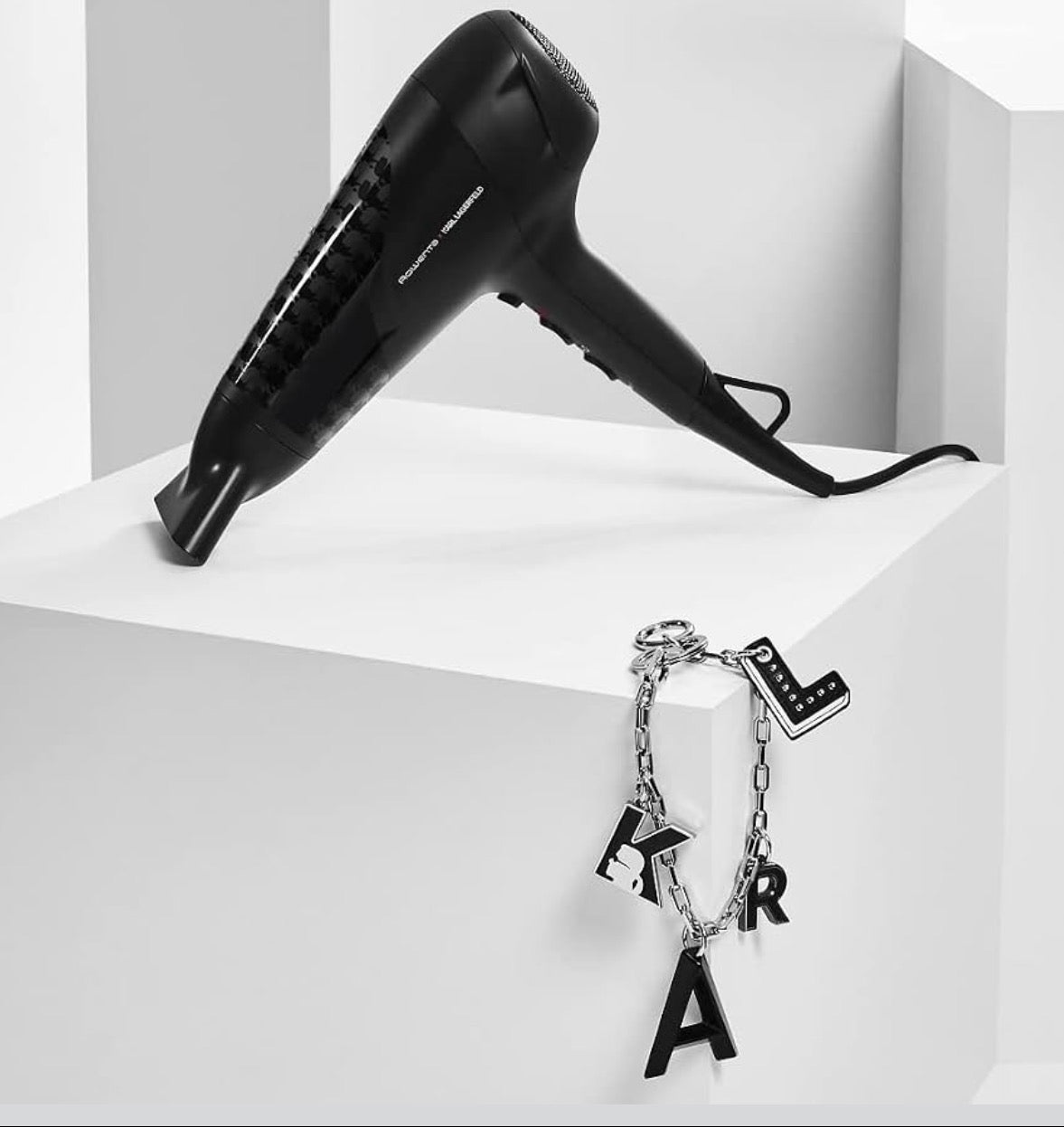 Rowenta CV581L X Karl Lagerfeld Studio Dry Hair Dryer, Energy Saving EFFIWatt Technology, 6 Speed/Temperature Levels, Thermocontrol, Concentrate, Cold Air Level, Black