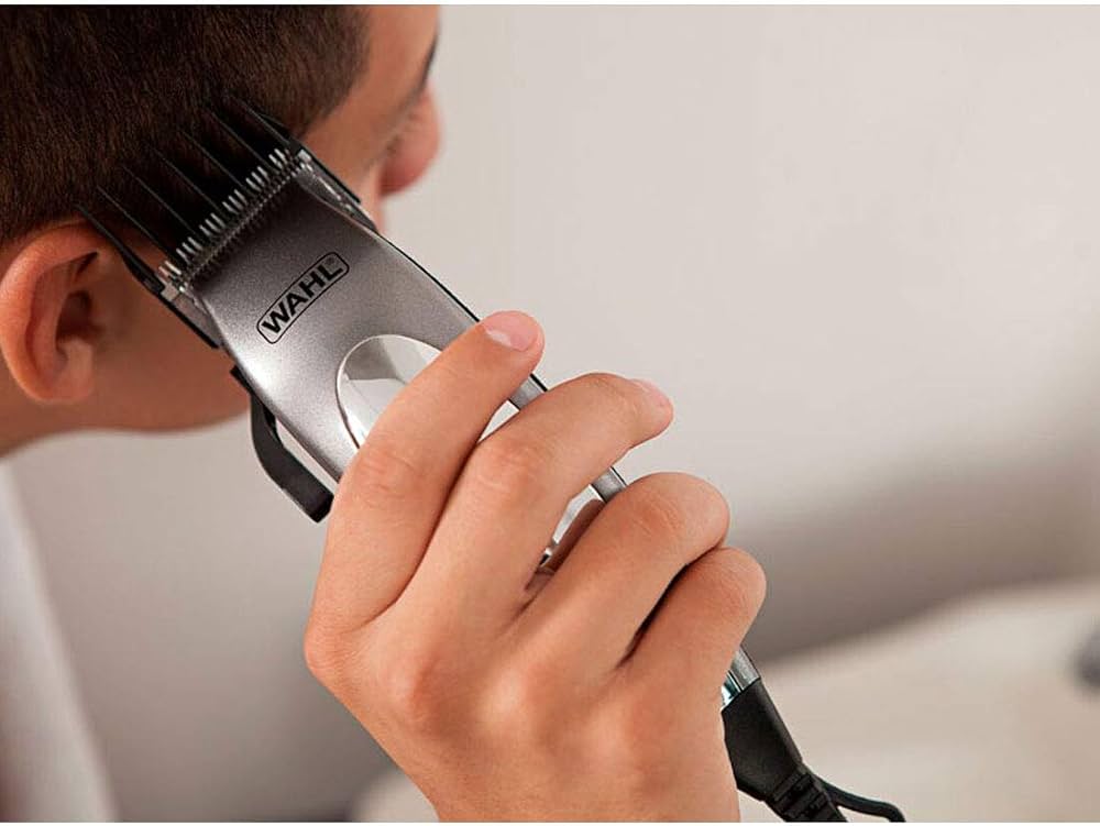 Wahl 9243-517N 22 Piece HomePro Hair Cutting Kit With Video Tape